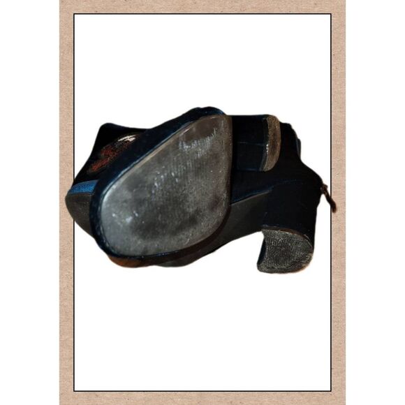 SoFree teal velvet sequins patche block heel booties full zip size 37 (6.5) - Picture 8 of 8